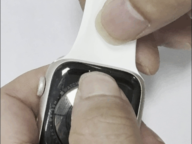 Correctly removing the Apple Watch band